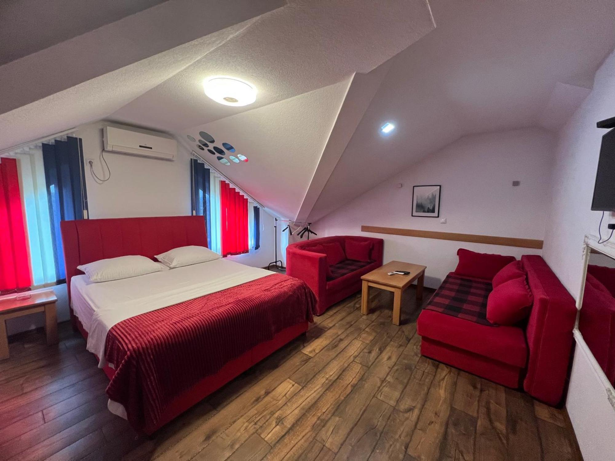 Hotel Prenociste Samir Gradacac Exteriér fotografie